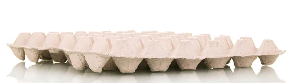 Leere Pappschale Für Eier Isoliert Auf Weißem Hintergrund — Stockfoto