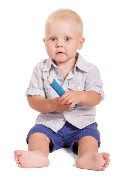 Charmoso Bebê Sentado Segurando Lápis Grande Isolado Fundo Branco — Fotografia de Stock