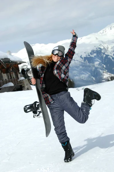 Mujer Snowboarder Posando Pista Esquí Courchevel Francia —  Fotos de Stock