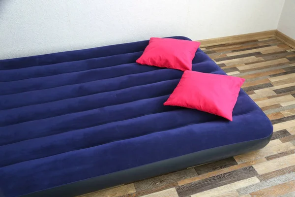 Colchão Inflável Cama Bom Para Dormir Cama Portátil Barata — Fotografia de Stock