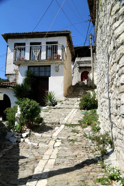 Berat Cidade Com Belas Ruas Estreitas Cidade Albanesa Famosa Berat — Fotografia de Stock