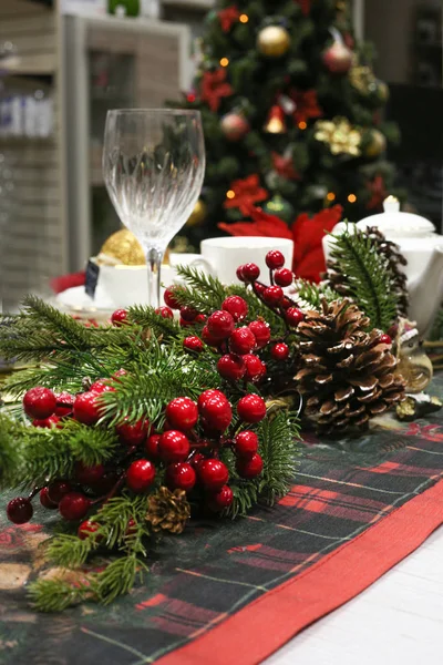 Fiesta Bellamente Decorado Mesa Ajuste Nochebuena —  Fotos de Stock