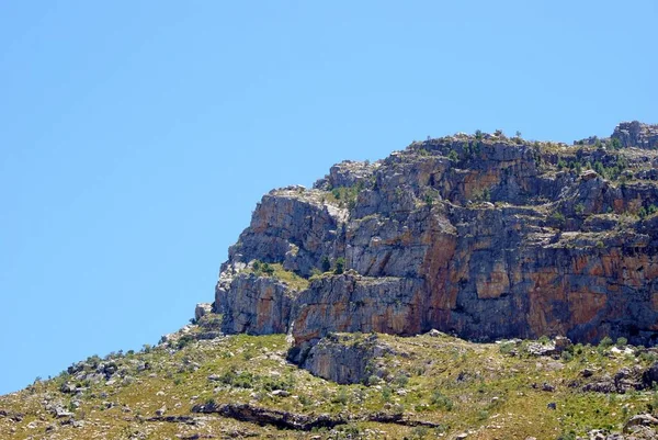 Eine Schöne Aufnahme Von Felsen Sommer Unter Strahlend Reinem Himmel — Stockfoto