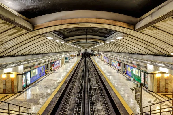 Uma Bela Foto Uma Estação Trem Vazia — Fotografia de Stock