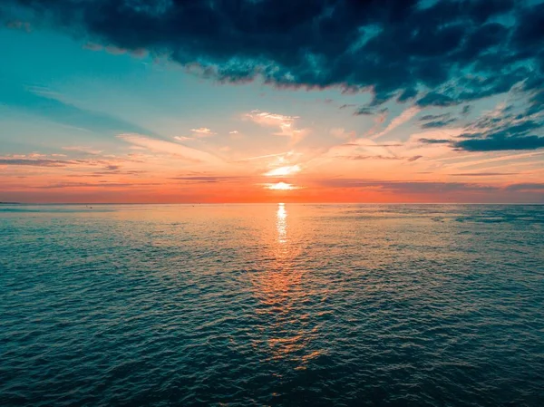 Ein Atemberaubender Blick Auf Den Sonnenuntergang Über Dem Meer Osterschelde — Stockfoto