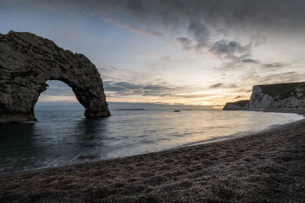 Uno Scatto Mozzafiato Della Riva Del Mare Della Durdle Door — Foto Stock