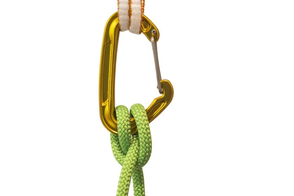 带攀爬绳和白色背景吊带的卡拉宾纳的特写镜头 — 图库照片