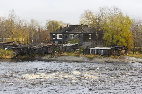 Чудовий Будинок Березі Білого Моря Похмуру Погоду Осінь — стокове фото