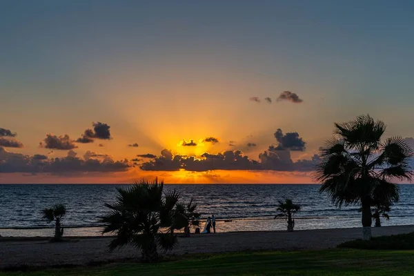 Під Час Заходу Сонця Кіпрі Березі Моря Спалахнула Захоплива Стрілянина — стокове фото