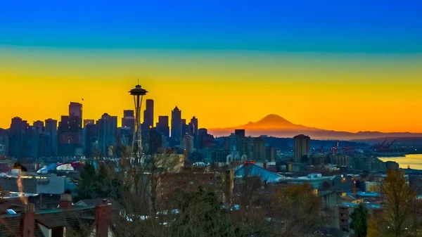 Una Hermosa Vista Ciudad Seattle Con Impresionante Cielo Colorido Fondo — Foto de Stock