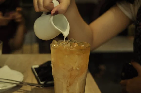 High Angle Selective Focus Shot Person Poring Cream Refreshing Drink — Stock Photo, Image