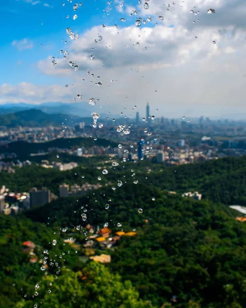 Vertical Shot Glass Covered Water Drops Beautiful Cityscape Taipei Taiwan — 스톡 사진