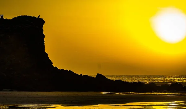 Silhouette Rock Formation Sea Reflection Beautiful Sunset — 스톡 사진