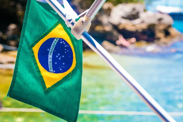 Closeup Shot Flag Brasil Attached Board Ship Blurred Background — Stock Photo, Image