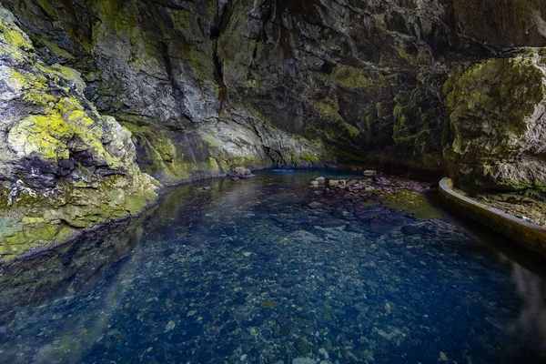 Plan Angle Élevé Beau Puits Eau Douce Dans Municipalité Skrad — Photo