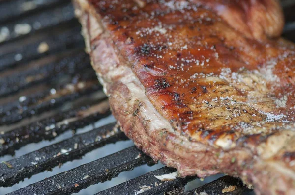 Steak Porc Avec Divers Assaisonnements Cours Cuisson Sur Gril — Photo