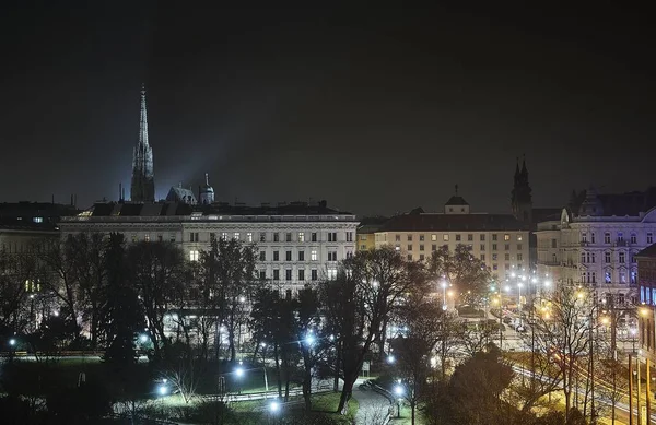 Viena à noite — Fotografia de Stock