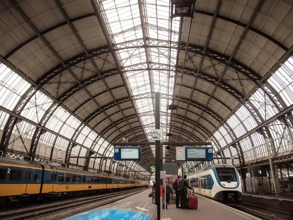 Amsterdam Centraal istasyonu — Stok fotoğraf