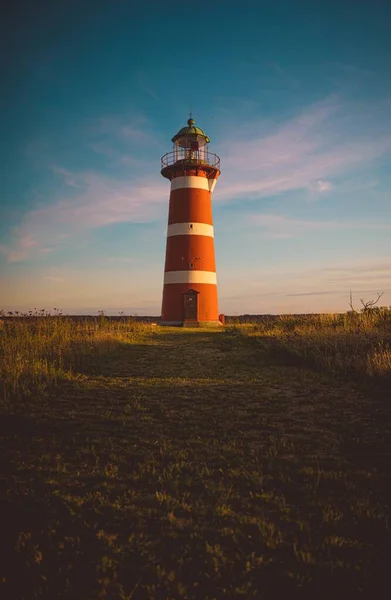 Vertical Low Angle Shot Lighthouse Grassy Field — Stock Photo, Image