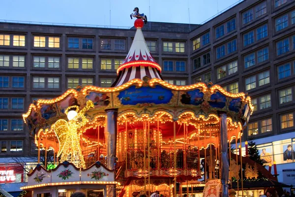 Weihnachtsmarkt am Alexanderplatz — Stockfoto
