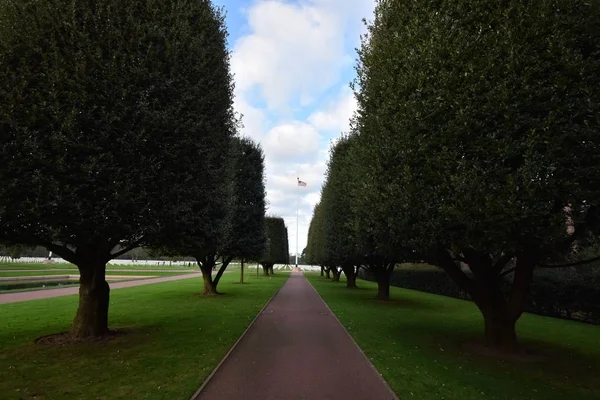 Scenery of a cemetery for soldiers who died during the Second World War in Normandy — ストック写真