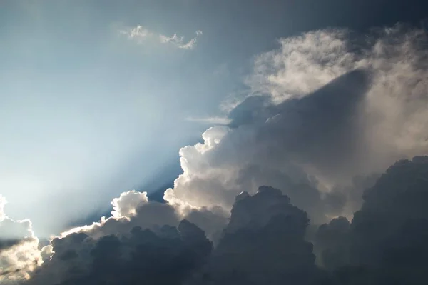 Clarksville Estados Unidos Julio 2016 Sol Nubes Por Tarde — Foto de Stock