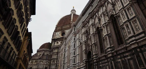 Low Angle View Florence Cathedral Cloudy Sky Italy — Stock Photo, Image