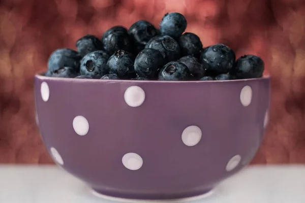 Selective Focus Shot Purple Bowl White Spots Filled Blueberries — Stock Photo, Image