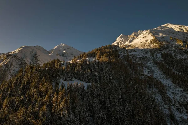 Высокоугольный Снимок Деревни Винтерспорт Сент Фой Тарентез Альпах Франции — стоковое фото