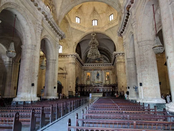 High angle shot of the inside of a historical Christian cathedral — Stockfoto