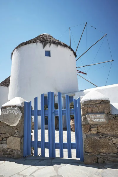 Mykonos Grèce Jul 2018 Photo Verticale Moulin Vent Mykonos Avec — Photo