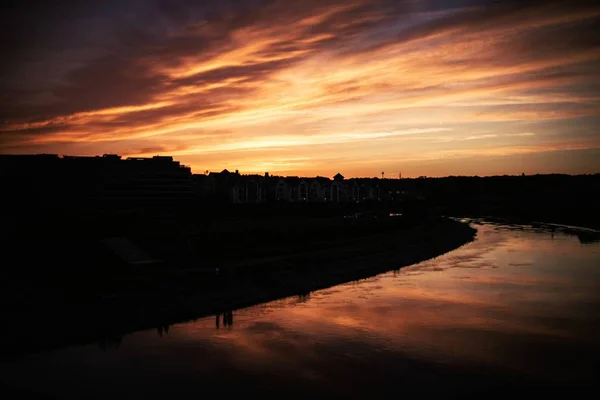 Beautiful View Buildings River Breathtaking Sky — Stock Photo, Image