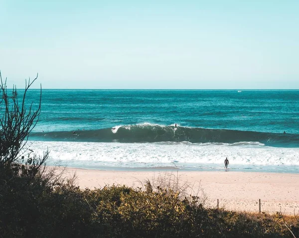 Marvelous Scenery Ocean Waves Splashing Shore Rio Janeiro — 스톡 사진