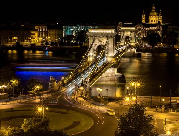 Nagylátószögű Felvétel Történelmi Széchenyi Lánchídról Budapest — Stock Fotó