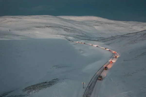 Nordkapp Norveç Doğru Donmuş Bir Konvoyun Yüksek Açılı Görüntüsü — Stok fotoğraf