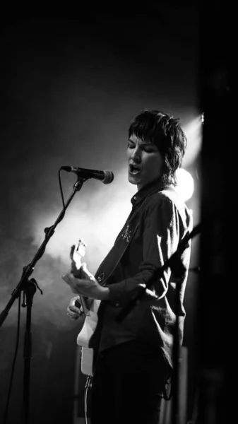 Jen Cloher Band a Brisbane Fesztiválon — Stock Fotó