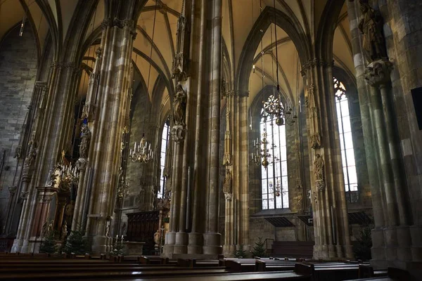 Vista panorámica del interior de la Catedral de San Esteban de Viena Austria — Foto de Stock