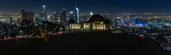 Una Toma Aérea Panorámica Los Edificios Iluminados Los Ángeles Por —  Fotos de Stock