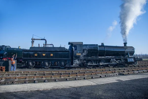 Train à vapeur et wagon de charbon — Photo