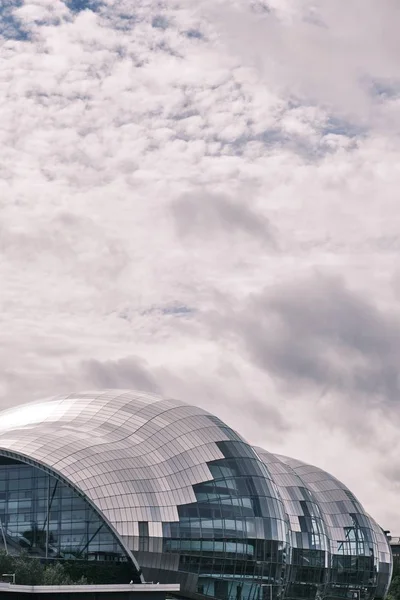 Close up shot of Sage Gateshead building — Stock Photo, Image