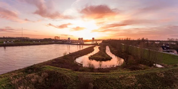 Panoramic view of the Hagestein water lock in the Netherlands with the fish ladder in the foreground — Stok fotoğraf