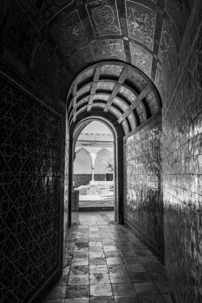 Greyscale de los salones del Convento de Cristo en Tomar en Portugal — Foto de Stock