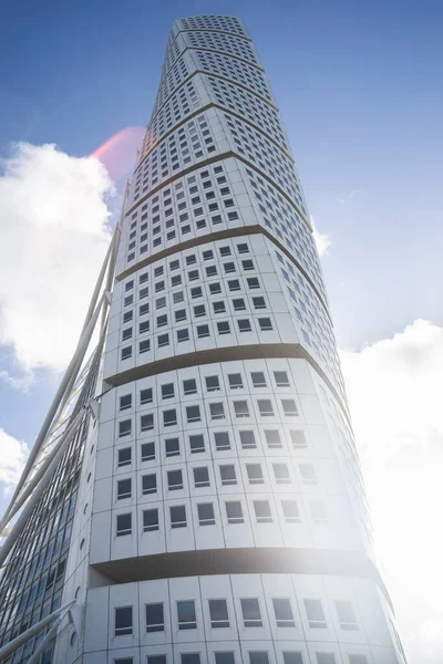 Low Angle View Turning Torso Blue Sky Sunlight Malmo Sweden — ストック写真