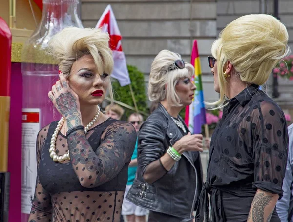 Londra Birleşik Krallık Haziran 2016 Gay Onur Yürüyüşü Nde Dövmeli — Stok fotoğraf