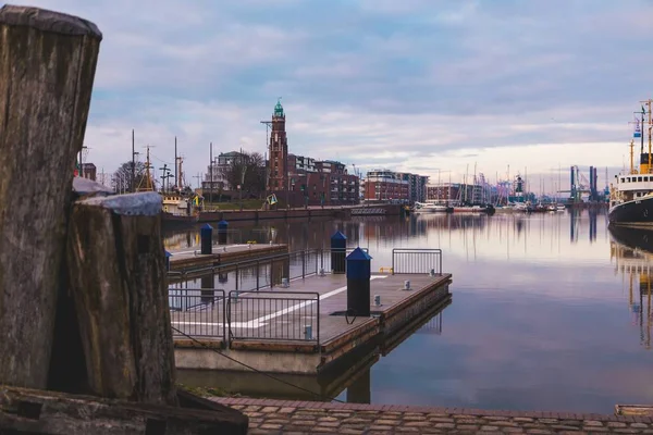 Bremerhaven Germany Nov 2019 New Harbor Basin Bremerhaven Lighthouse Background — Stok fotoğraf