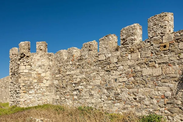 Wall of the ancient Venetian fortress near Methoni in Greece — Stock Photo, Image