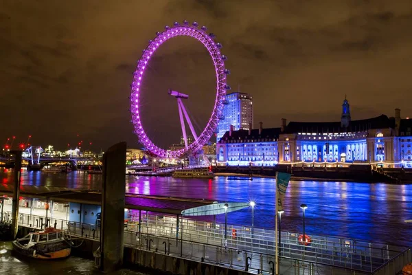 Famoso London Eye Illuminato Colore Rosa Notte — Foto Stock