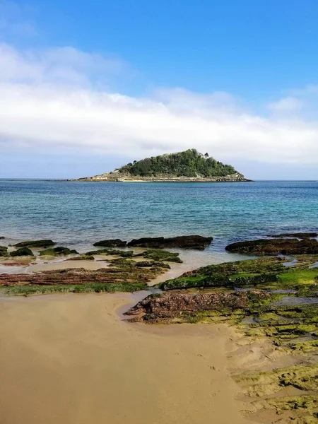 San Sebastian Spanya Büyüleyici Bir Plaj Manzarasının Dikey Açılı Görüntüsü — Stok fotoğraf