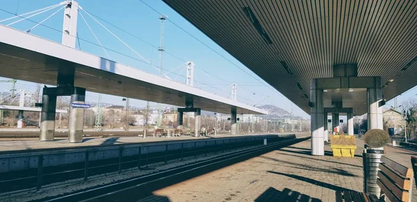 ハンガリーのブダペストにある駅で — ストック写真