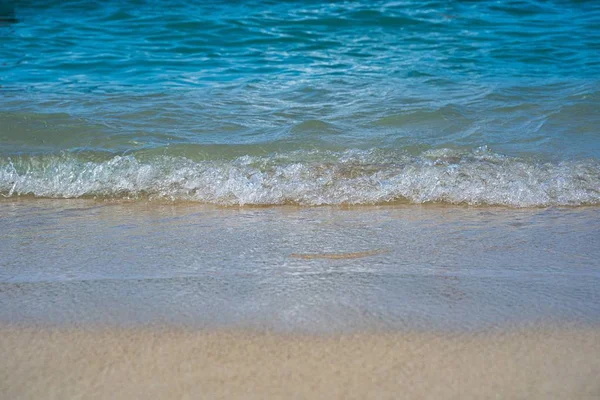 Mesmerizing Scenery Calm Ocean Waves Moving Shore — Stock Photo, Image